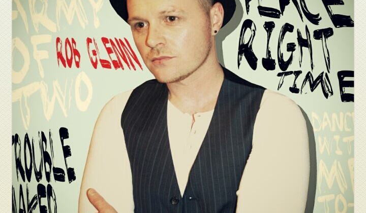 Rob Glenn AKA Mars v Murs appearing at Ye olde Punch Bowl Inn, Bridgnorth Rob Glenn AKA Mars v Murs appearing at Ye olde Punch Bowl Inn, Bridgnorth